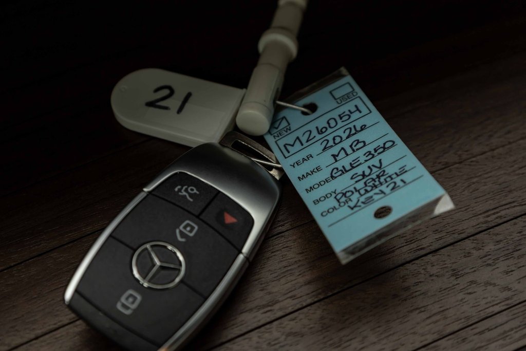 2026 Mercedes-Benz GLE 350 4MATIC SUV in Kamloops, British Columbia - 23 - w1024h768px