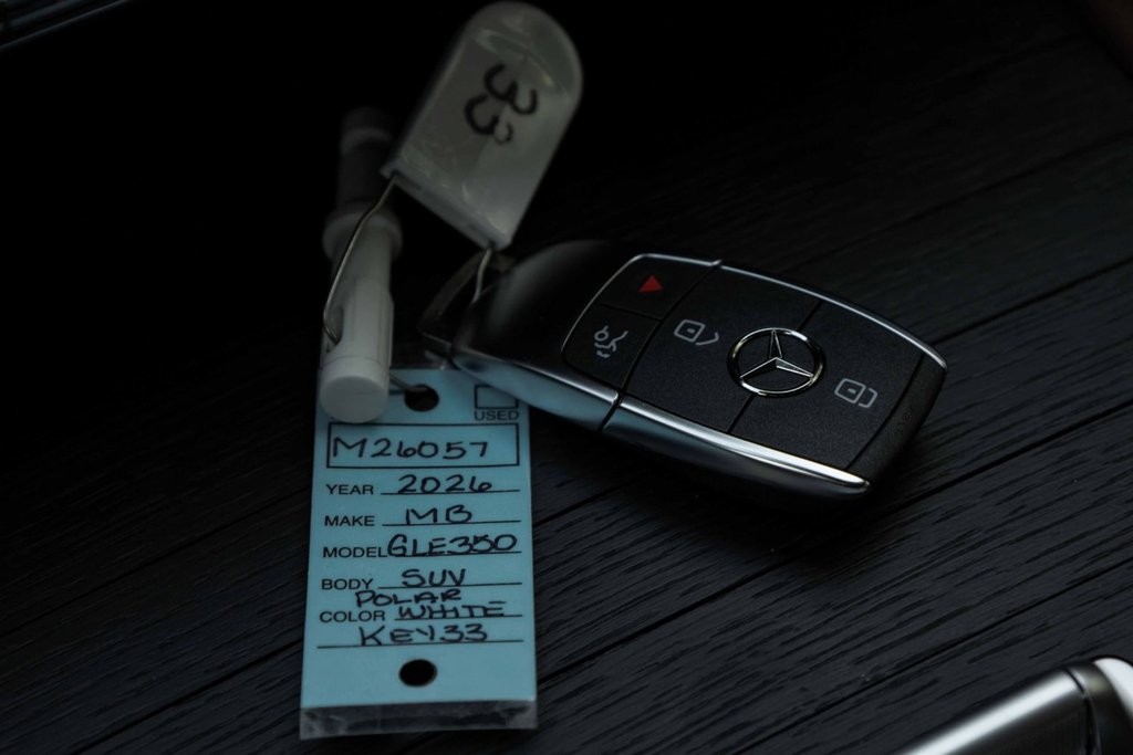 2026 Mercedes-Benz GLE 350 4MATIC SUV in Kamloops, British Columbia - 23 - w1024h768px