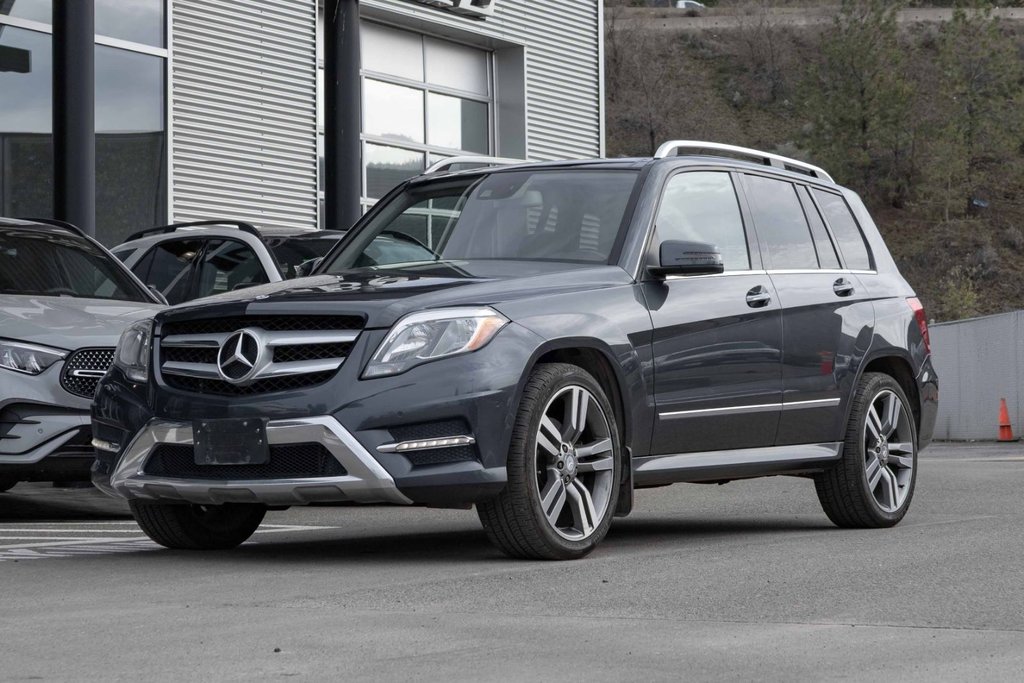 2013 Mercedes-Benz GLK350 4MATIC in Kamloops, British Columbia - 1 - w1024h768px