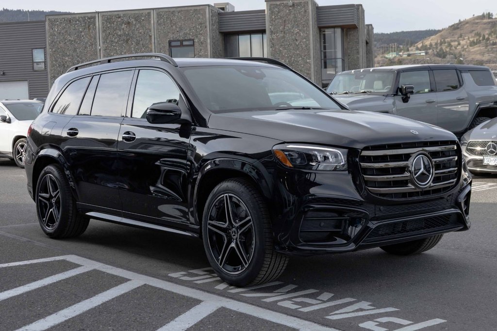 2026 Mercedes-Benz GLS 450 4MATIC in Kamloops, British Columbia - 3 - w1024h768px