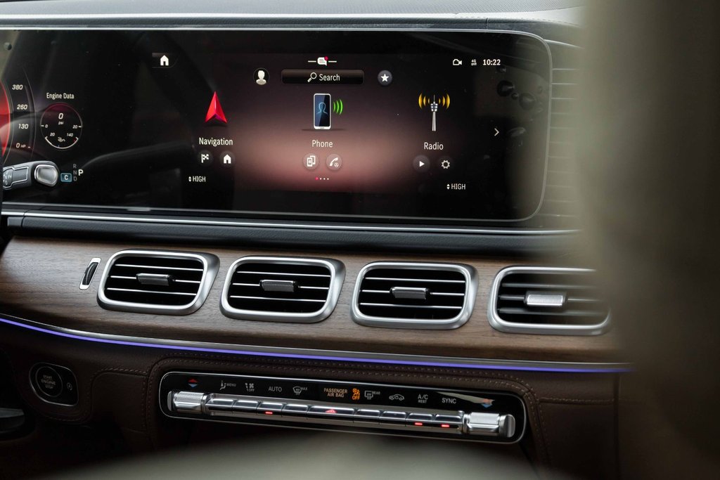 2026 Mercedes-Benz GLS 450 4MATIC in Kamloops, British Columbia - 15 - w1024h768px