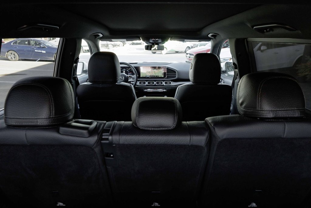 2023 Mercedes-Benz GLS450 4MATIC SUV in Kamloops, British Columbia - 22 - w1024h768px