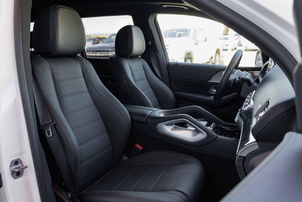 2023 Mercedes-Benz GLS450 4MATIC SUV in Kamloops, British Columbia - 9 - w1024h768px