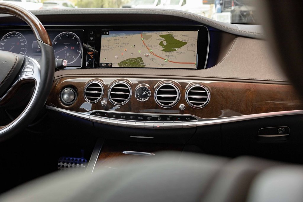 2016 Mercedes-Benz S550 4MATIC Sedan (SWB) in Kamloops, British Columbia - 15 - w1024h768px