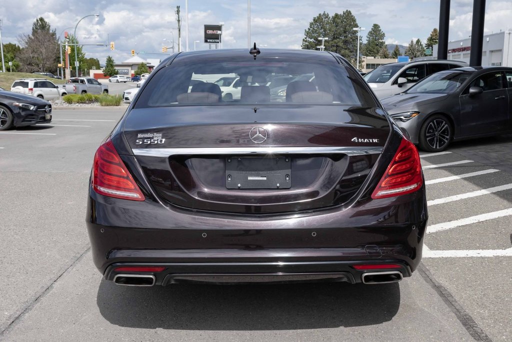 2016 Mercedes-Benz S550 4MATIC Sedan (SWB) in Kamloops, British Columbia - 4 - w1024h768px