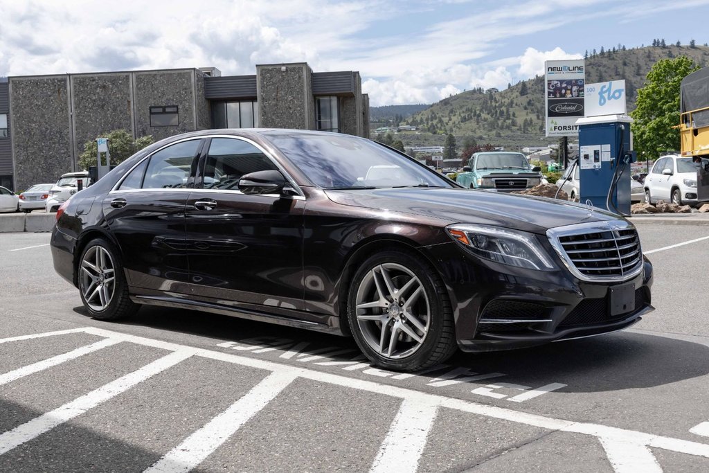 2016 Mercedes-Benz S550 4MATIC Sedan (SWB) in Kamloops, British Columbia - 3 - w1024h768px
