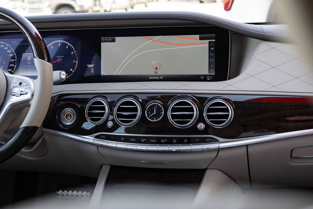 2018 Mercedes-Benz S560 4MATIC Sedan (LWB) in Kamloops, British Columbia - 16 - w1024h768px