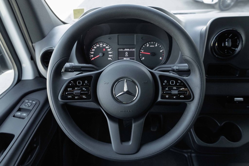 2023 Mercedes-Benz Sprinter 2500 Cargo 170 High Roof (High) in Kamloops, British Columbia - 12 - w1024h768px