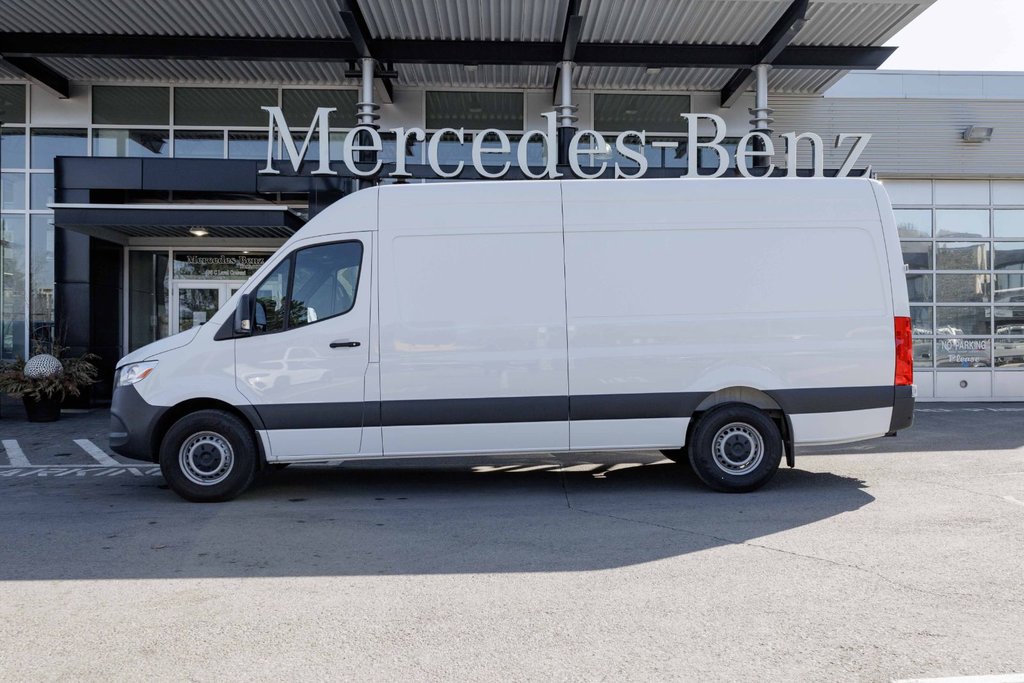 2023 Mercedes-Benz Sprinter 2500 Cargo 170 High Roof (High) in Kamloops, British Columbia - 7 - w1024h768px