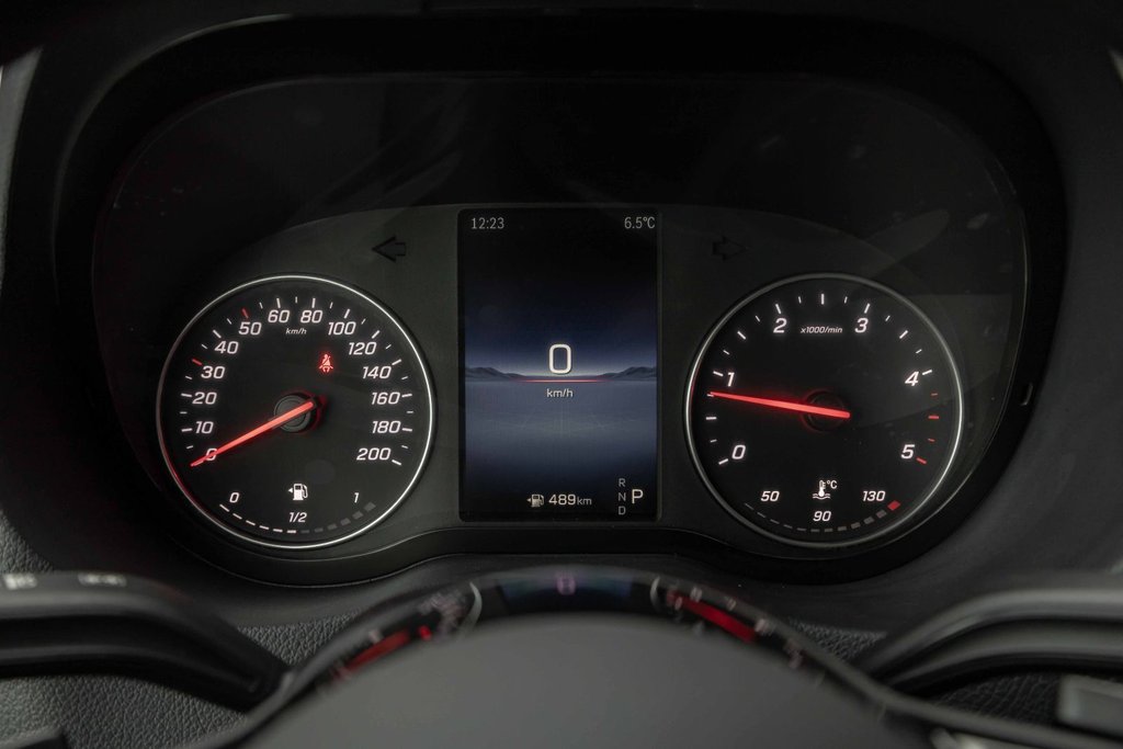 2026 Mercedes-Benz Sprinter 2500 144 Wheelbase High Roof RWD in Kamloops, British Columbia - 13 - w1024h768px