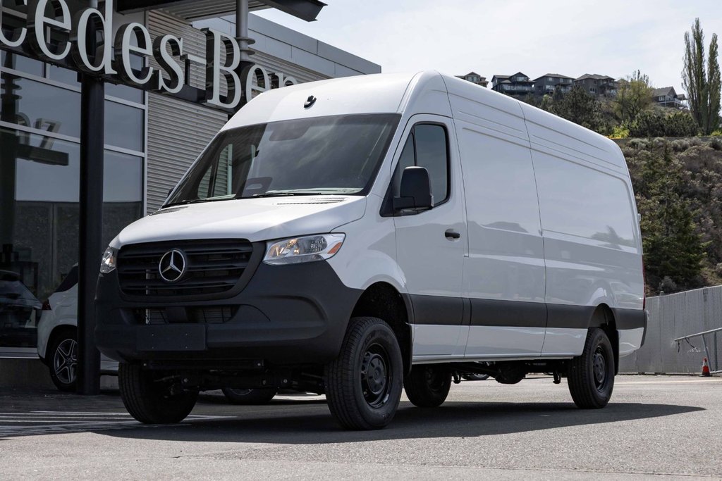 2026 Mercedes-Benz Sprinter 2500 170 Wheelbase High Roof AWD in Kamloops, British Columbia - 1 - w1024h768px