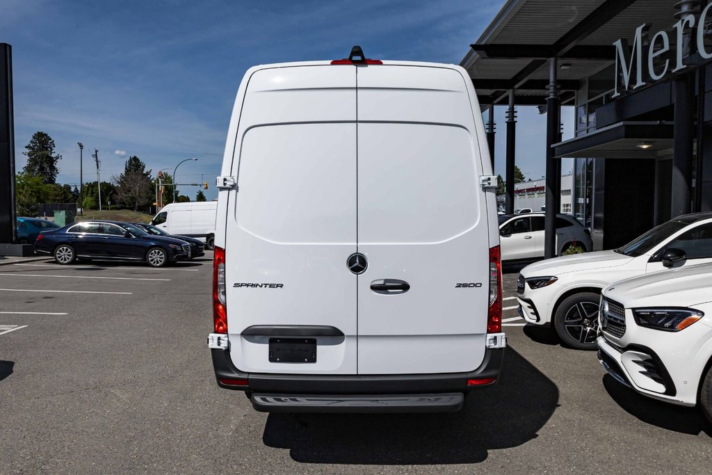 2026 Mercedes-Benz Sprinter 2500 170 Wheelbase High Roof RWD in Kamloops, British Columbia - 4 - w1024h768px