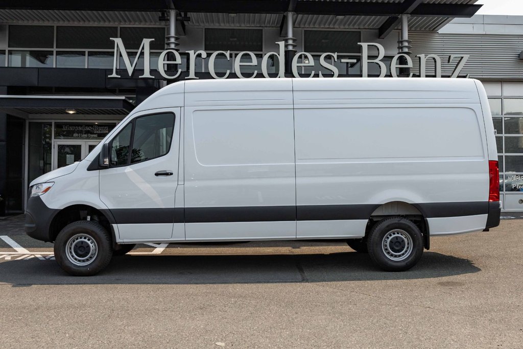 2026 Mercedes-Benz Sprinter 2500 170 Wheelbase High Roof AWD in Kamloops, British Columbia - 10 - w1024h768px