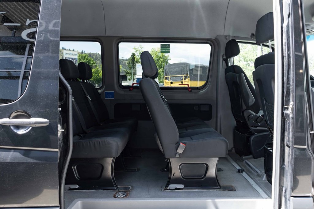 2017 Mercedes-Benz Sprinter 4x4 2500 Passenger 144 High Roof in Kamloops, British Columbia - 16 - w1024h768px