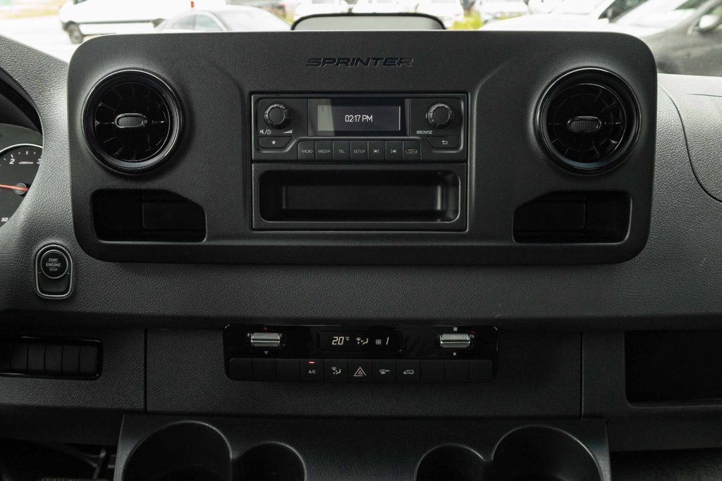 2025 Mercedes-Benz Sprinter Cargo Van 2500 High Roof I4 Diesel 170 in Kamloops, British Columbia - 14 - w1024h768px