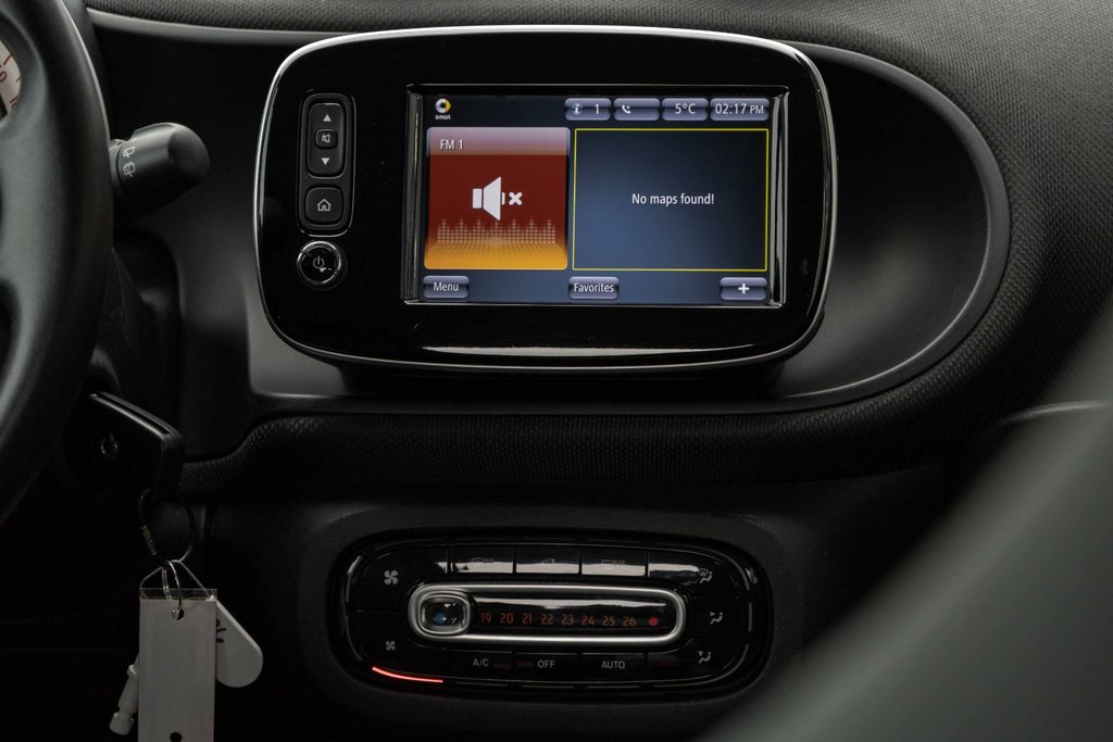 2016 smart fortwo pure cpé in Kamloops, British Columbia - 14 - w1024h768px