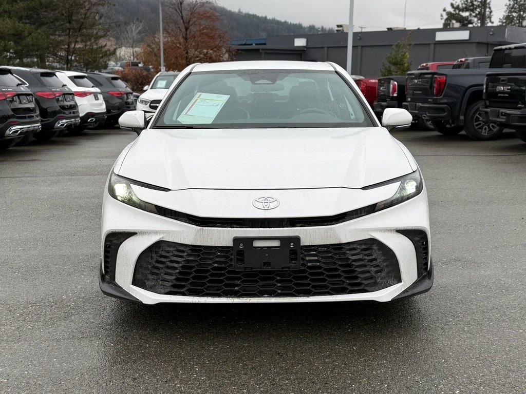 2025 Toyota Camry Hybrid SE FWD in Kamloops, British Columbia - 2 - w1024h768px