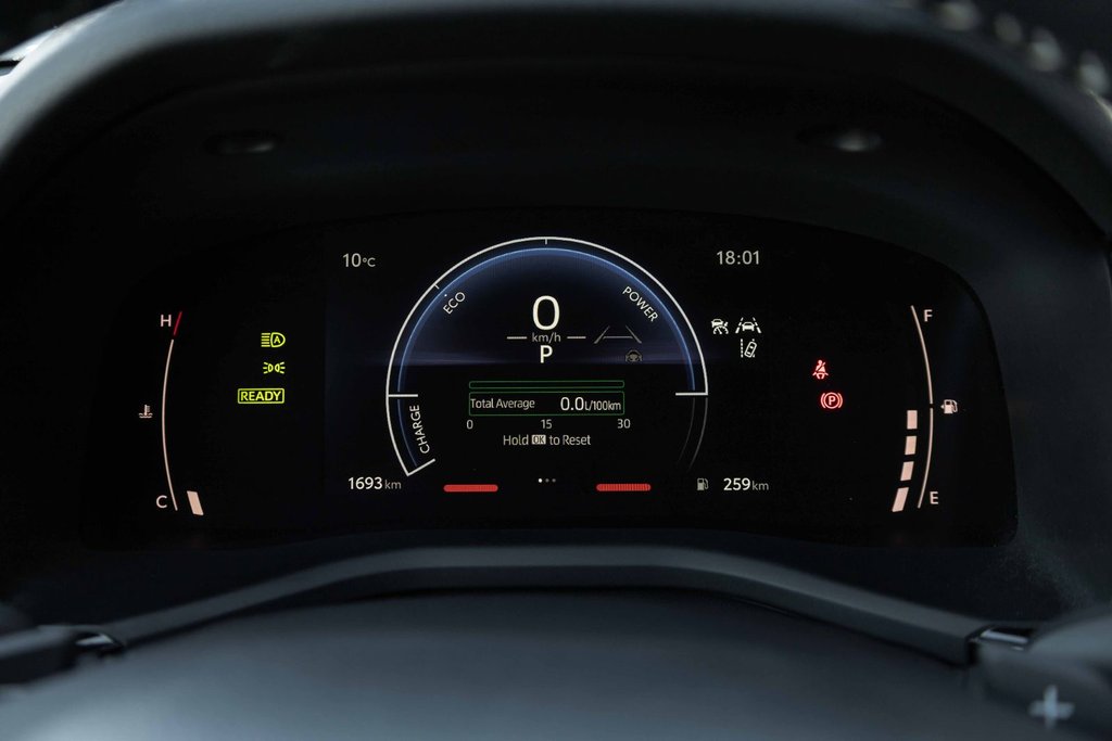 2025 Toyota Camry Hybrid SE FWD in Kamloops, British Columbia - 12 - w1024h768px