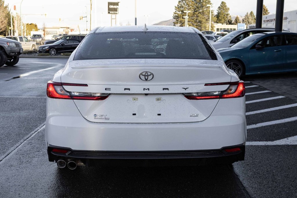 2025 Toyota Camry Hybrid SE FWD in Kamloops, British Columbia - 4 - w1024h768px