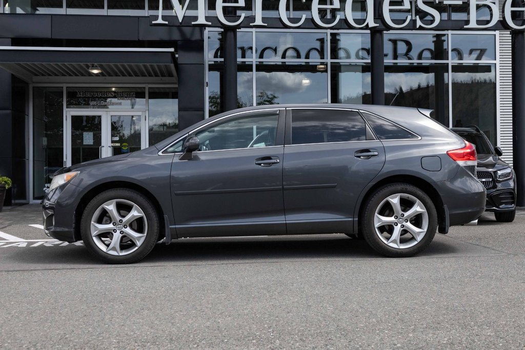 2009 Toyota Venza FWD V6 in Kamloops, British Columbia - 6 - w1024h768px
