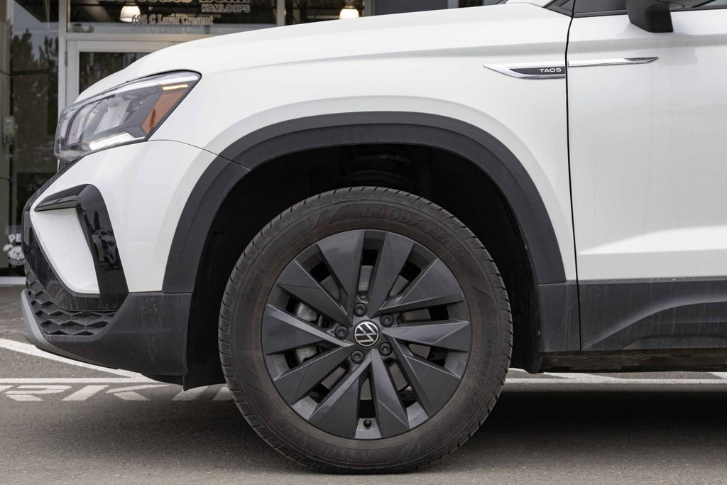 2024 Volkswagen Taos Trendline FWD in Kamloops, British Columbia - 7 - w1024h768px
