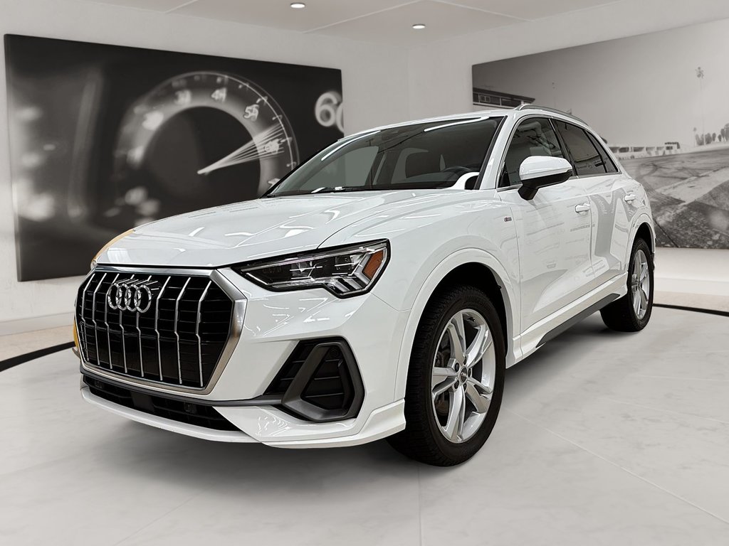 Audi Q3  2020 à Québec, Québec - 1 - w1024h768px