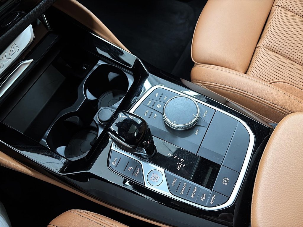 2022 BMW X4 in Quebec, Quebec - 15 - w1024h768px