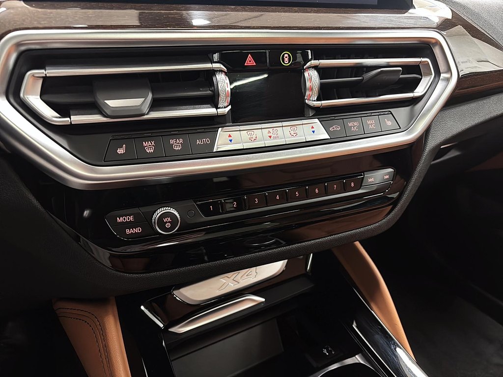 2022 BMW X4 in Quebec, Quebec - 16 - w1024h768px