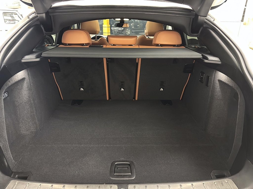 2022 BMW X4 in Quebec, Quebec - 8 - w1024h768px