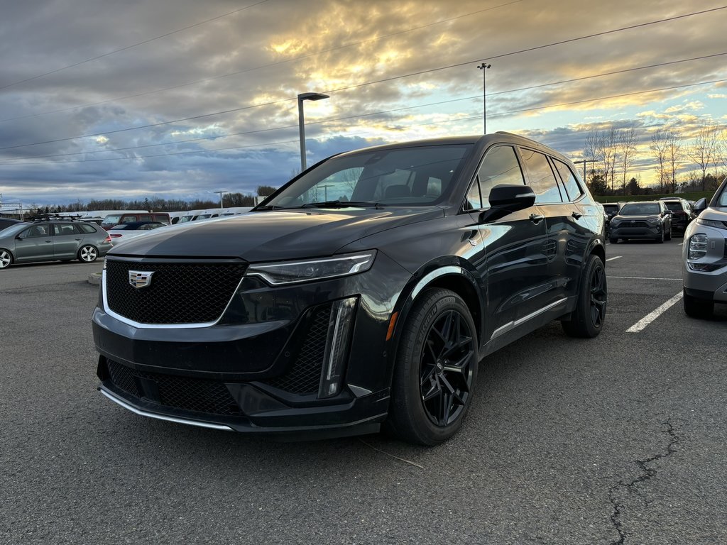 Cadillac XT6  2021 à Québec, Québec - 1 - w1024h768px