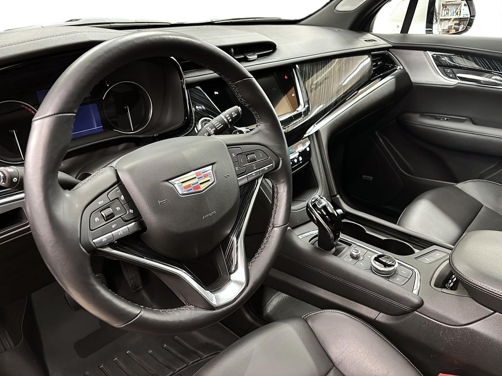 2021 Cadillac XT6 in Quebec, Quebec - 10 - w1024h768px