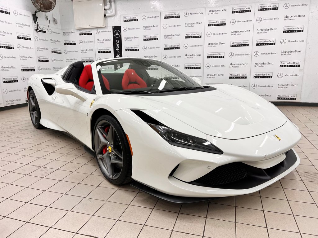 2023 Ferrari F8 SPIDER in Quebec, Quebec - 1 - w1024h768px