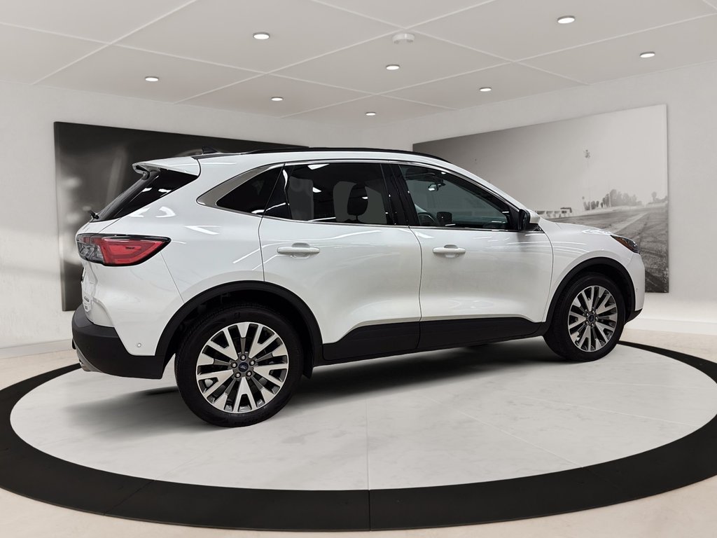 2021 Ford Escape in Quebec, Quebec - 4 - w1024h768px