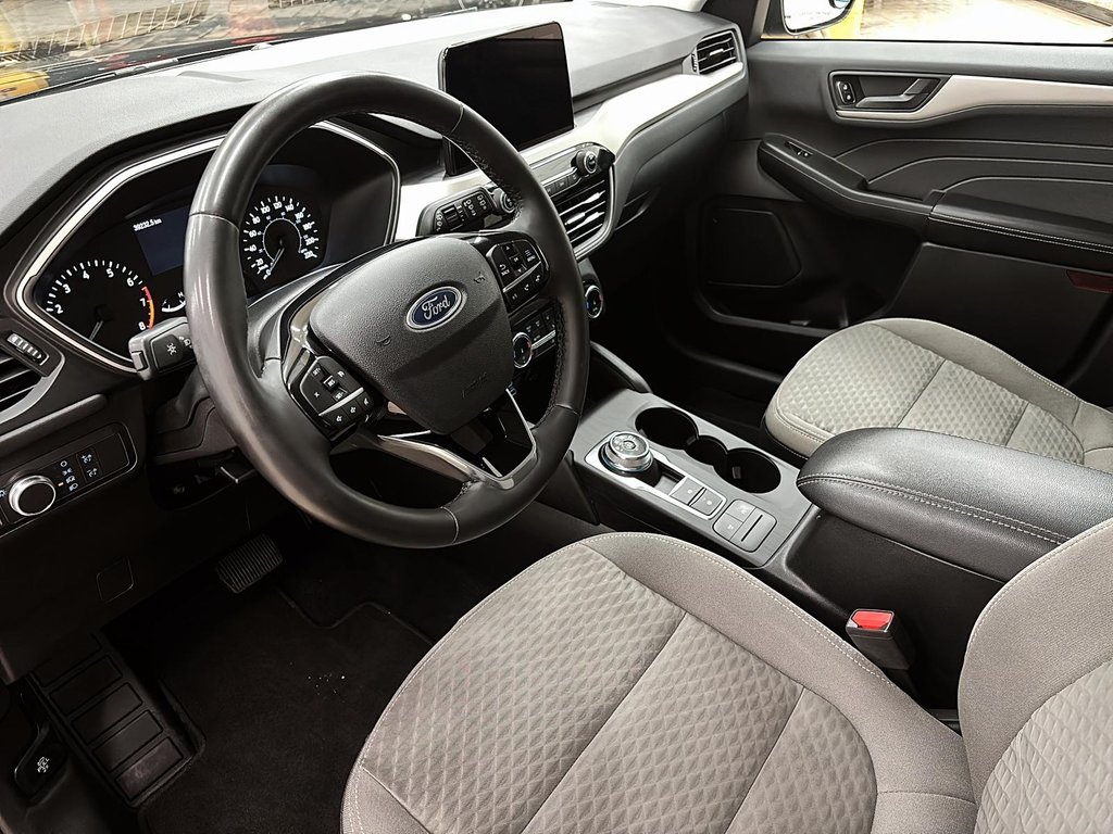 Ford Escape  2022 à Québec, Québec - 10 - w1024h768px