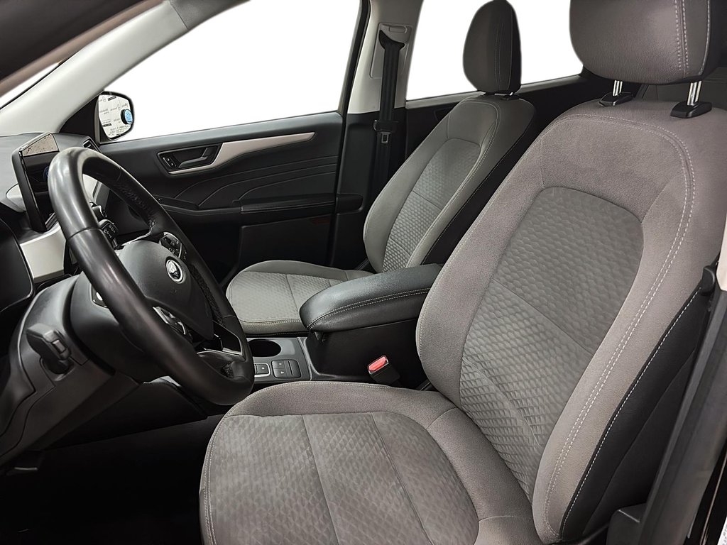 Ford Escape  2022 à Québec, Québec - 9 - w1024h768px