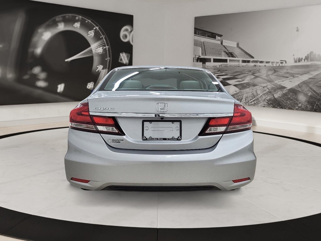 Honda Civic Sedan  2015 à Québec, Québec - 6 - w1024h768px