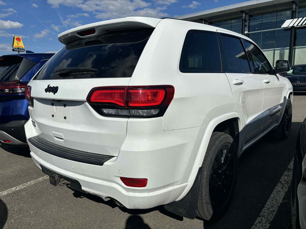 2022 Jeep GRAND CHEROKEE WK in Quebec, Quebec - 4 - w1024h768px