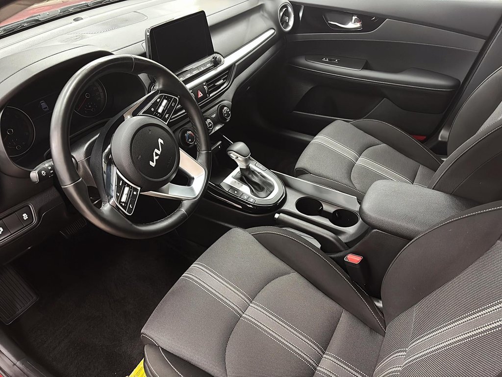 2023 Kia Forte5 in Quebec, Quebec - 8 - w1024h768px