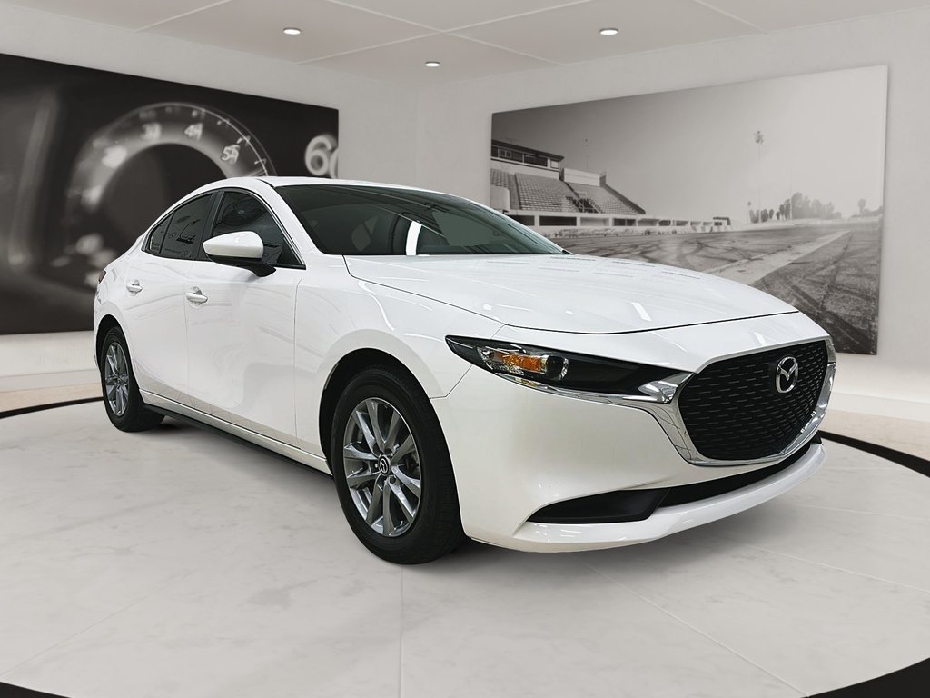 2024 Mazda 3 in Quebec, Quebec - 3 - w1024h768px