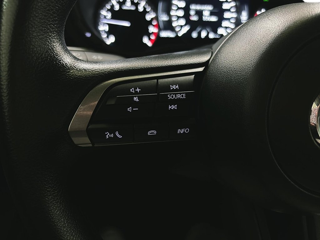 2024 Mazda 3 in Quebec, Quebec - 17 - w1024h768px