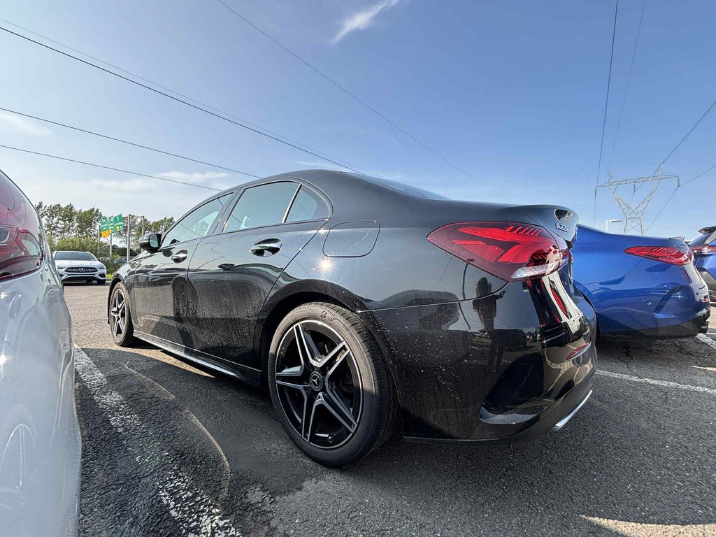 2022 Mercedes-Benz A-Class in Quebec, Quebec - 4 - w1024h768px