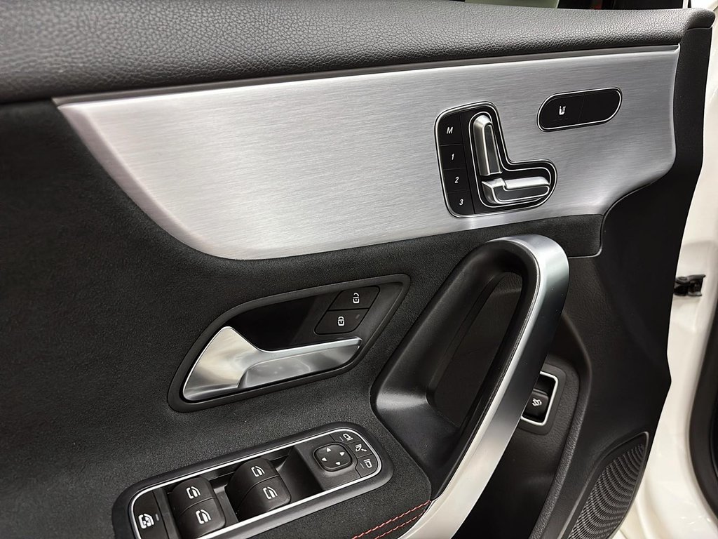 Mercedes-Benz A-Class  2022 à Québec, Québec - 9 - w1024h768px