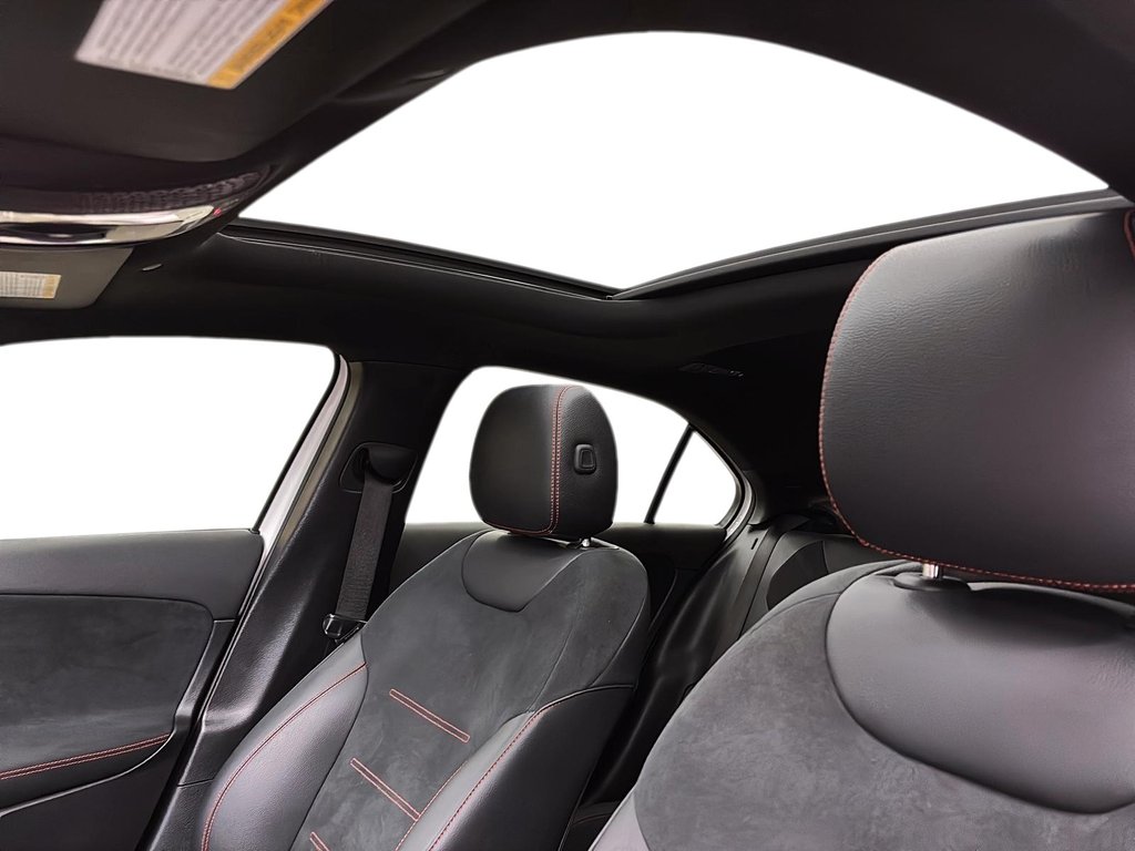 Mercedes-Benz A-Class  2022 à Québec, Québec - 12 - w1024h768px