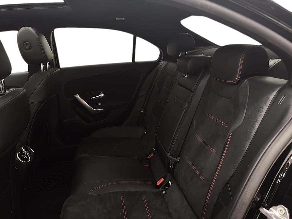 Mercedes-Benz A-Class  2022 à Québec, Québec - 7 - w1024h768px