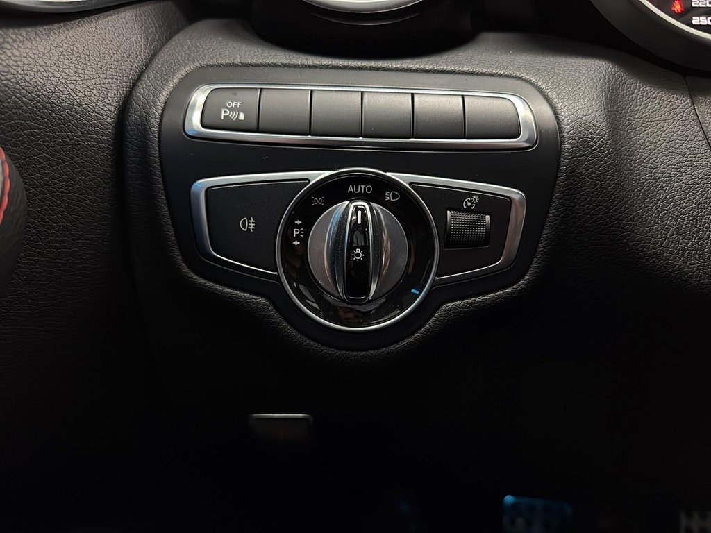 2017 Mercedes-Benz C-Class in Quebec, Quebec - 14 - w1024h768px