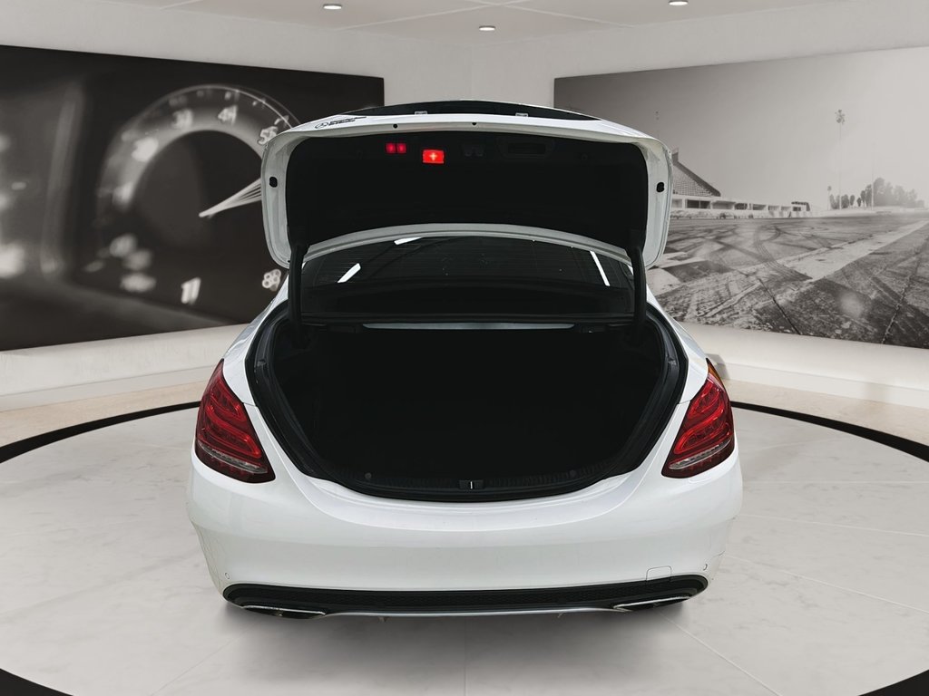2017 Mercedes-Benz C-Class in Quebec, Quebec - 8 - w1024h768px