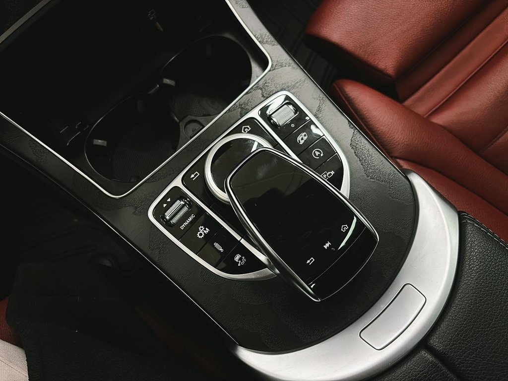 Mercedes-Benz C-Class  2021 à Québec, Québec - 17 - w1024h768px