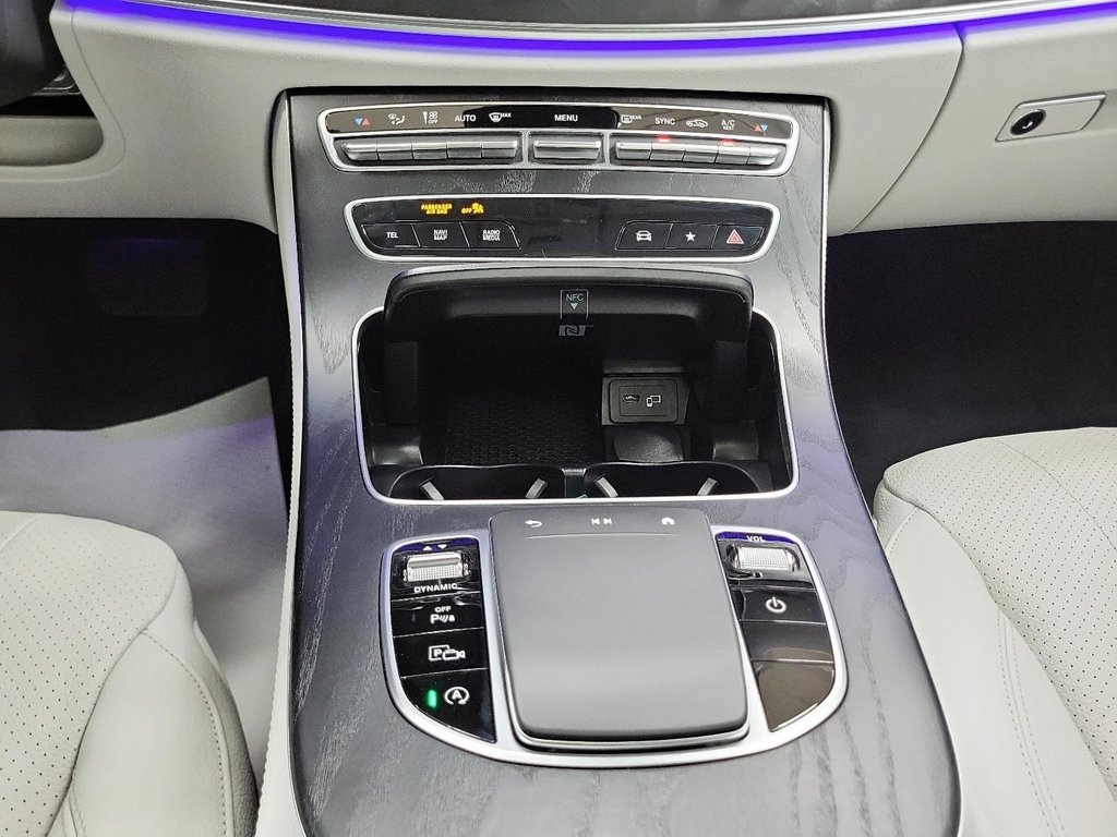 Mercedes-Benz E-Class  2022 à Québec, Québec - 17 - w1024h768px