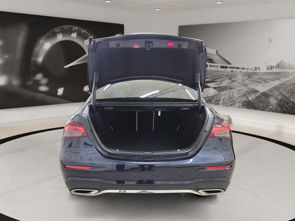 Mercedes-Benz E-Class  2022 à Québec, Québec - 7 - w1024h768px