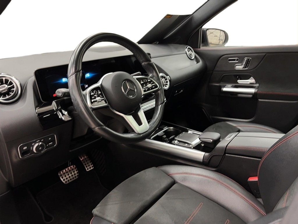 2021 Mercedes-Benz GLA in Quebec, Quebec - 10 - w1024h768px